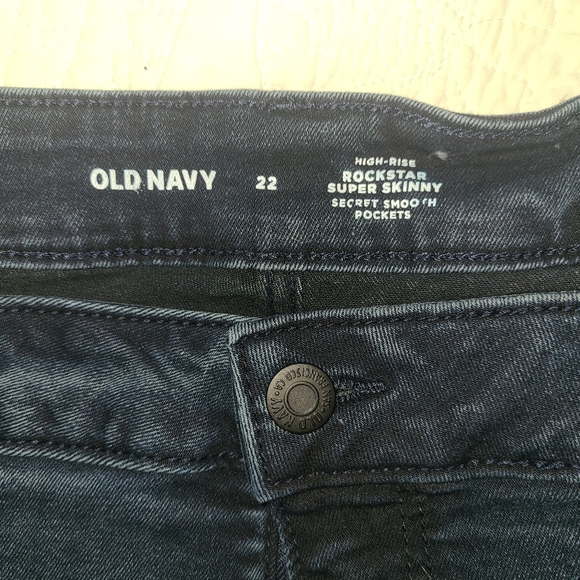 Old Navy High-Rise Rockstar Super Skinny Jeans, Size 22 - Picture 4 of 4
